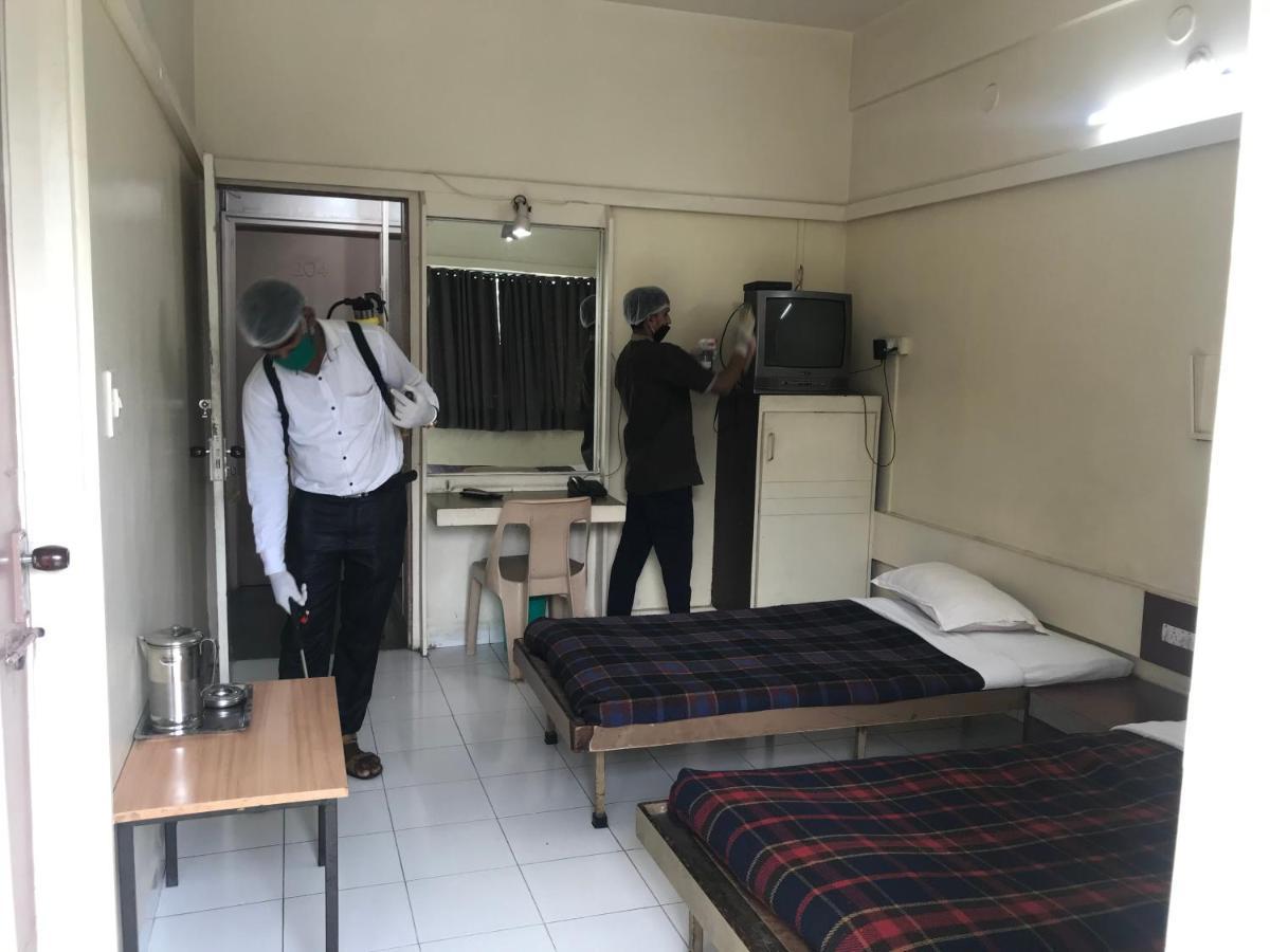 Maurya Residency Hotel Pune Exterior photo
