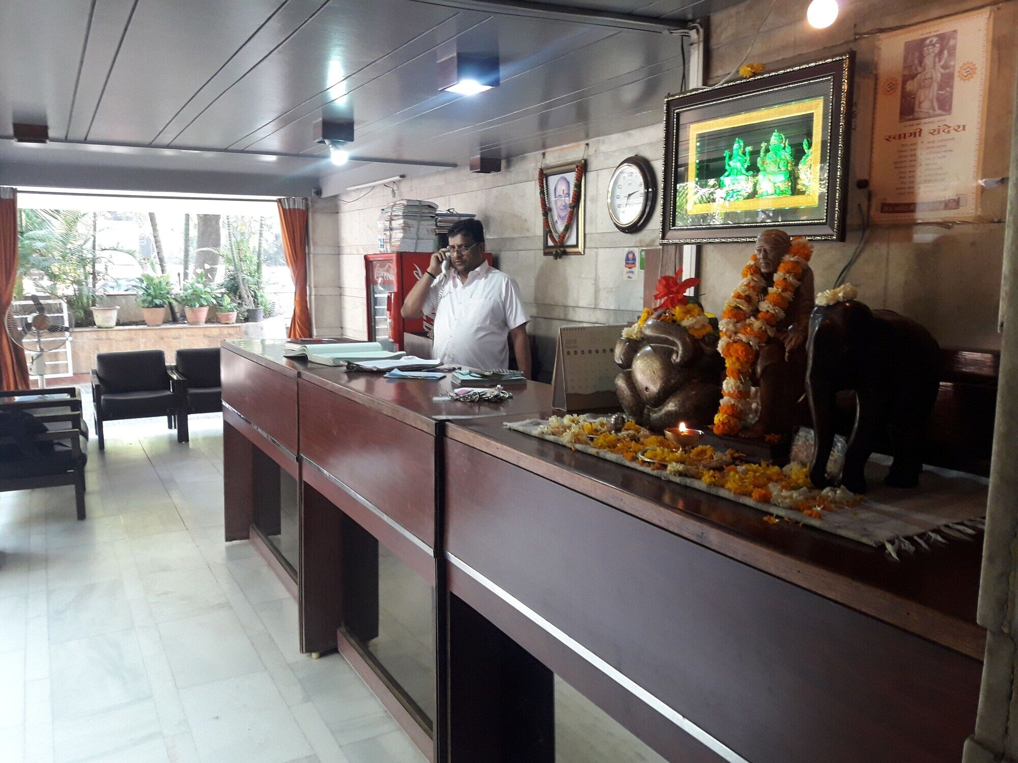 Maurya Residency Hotel Pune Exterior photo